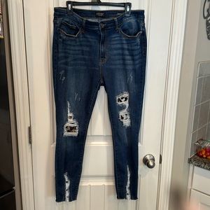 Judy, Blue skinny fit Capri jeans